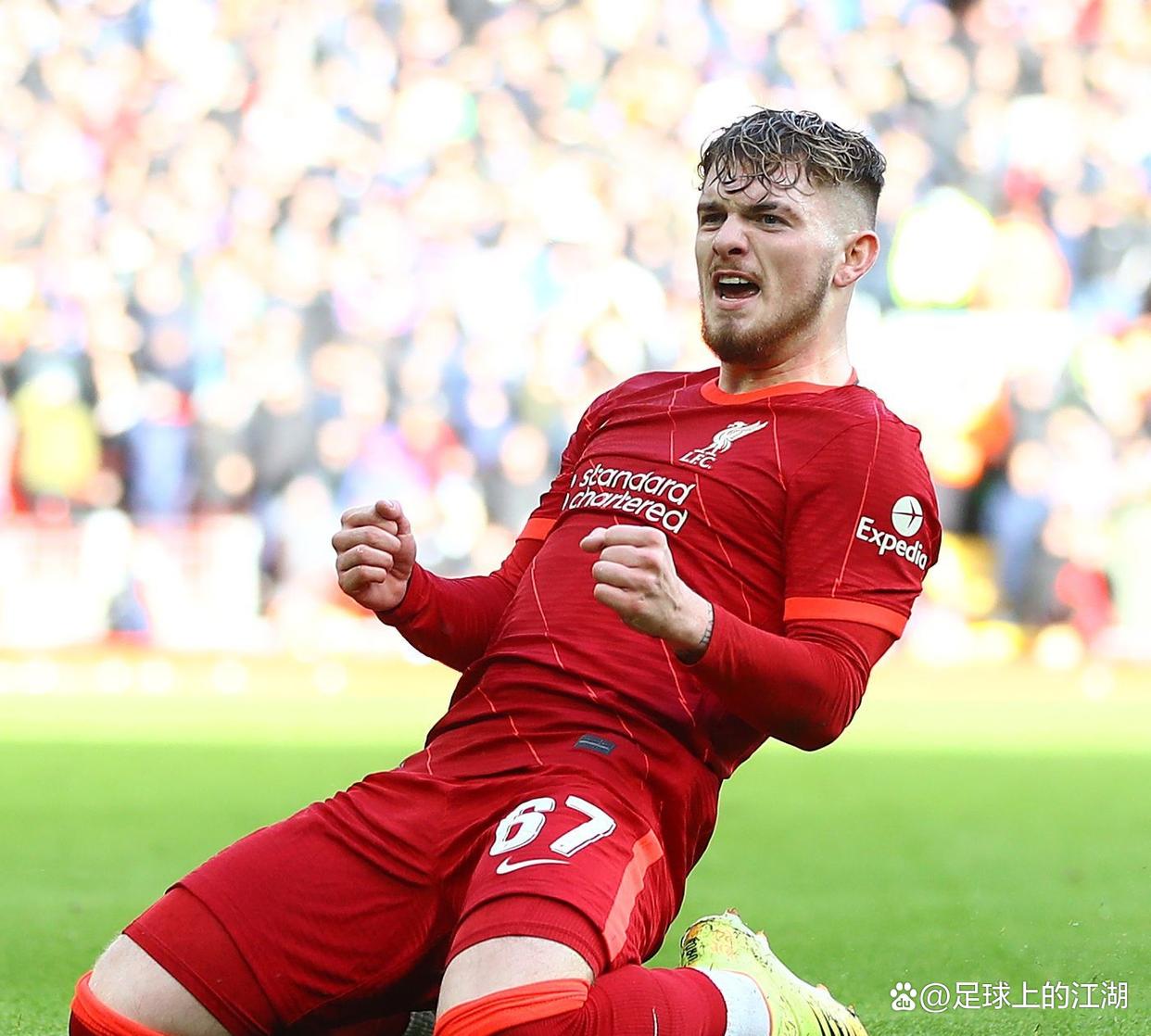 关键时刻体能课后;利物浦主帅复盘备战欧超杯;信心回归;心理建设被强调 关键时刻体能课后;利物浦主帅复盘备战欧超杯;信心回归;心理建设被强调