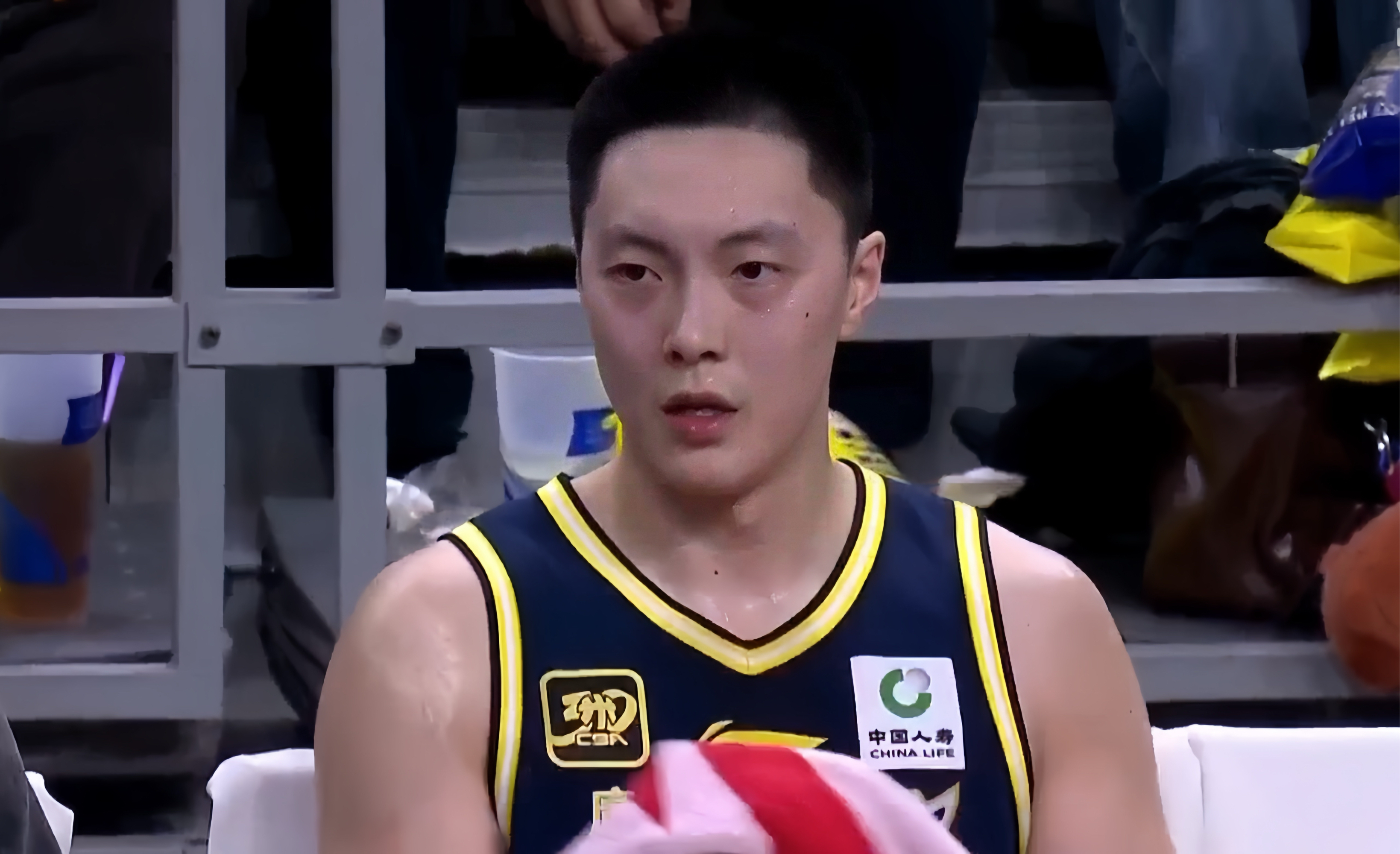 广东宏远赛后单刀错失,志在葡超名次提升,赛场秩序良好,赛季目标并未改变 广东宏远赛后单刀错失,志在葡超名次提升,赛场秩序良好,赛季目标并未改变