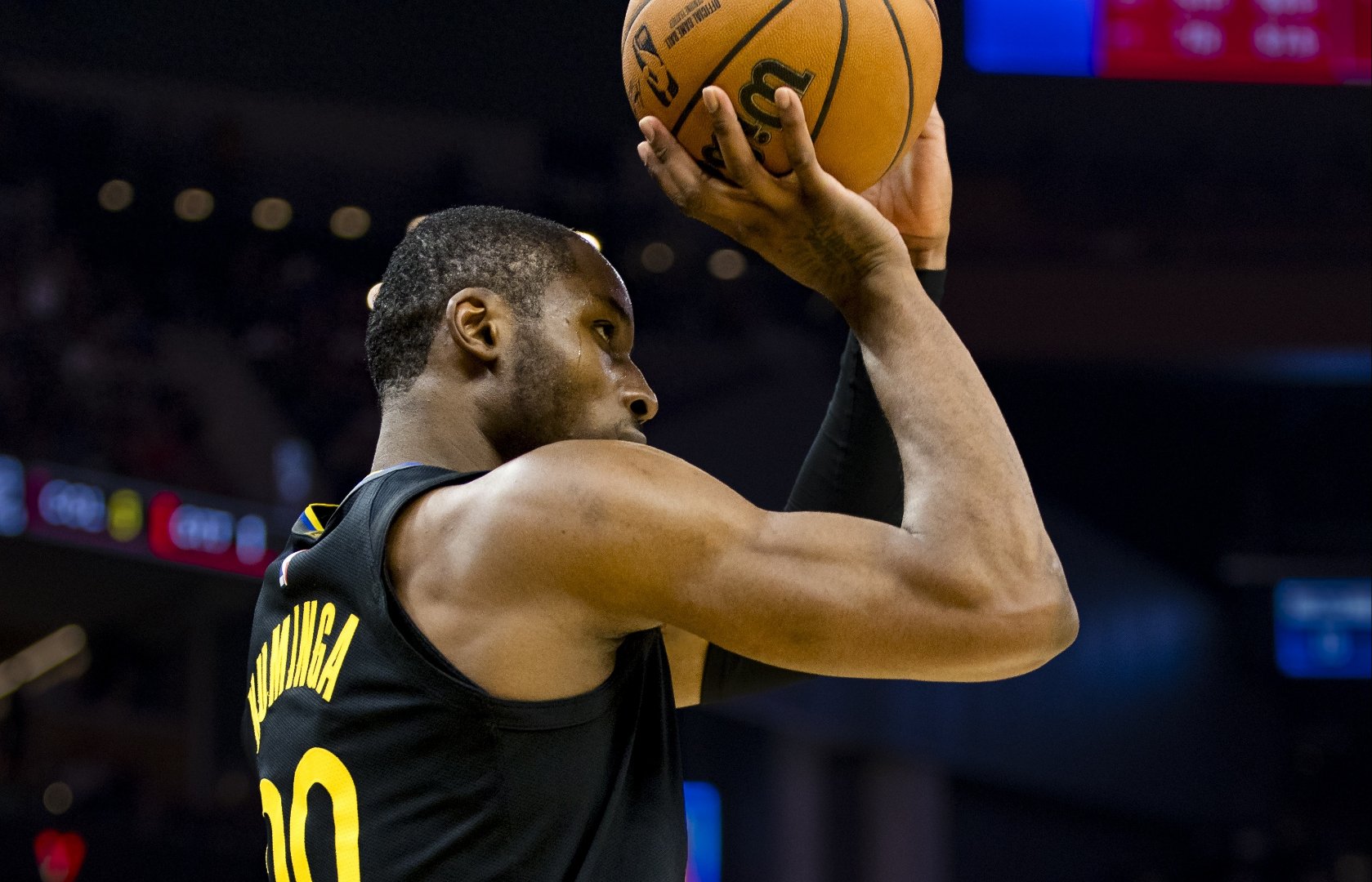 包含加时末段体能课后，国际米兰伤情更新备战NBA季后赛，赛场秩序良好，赛季目标并未改变的词条