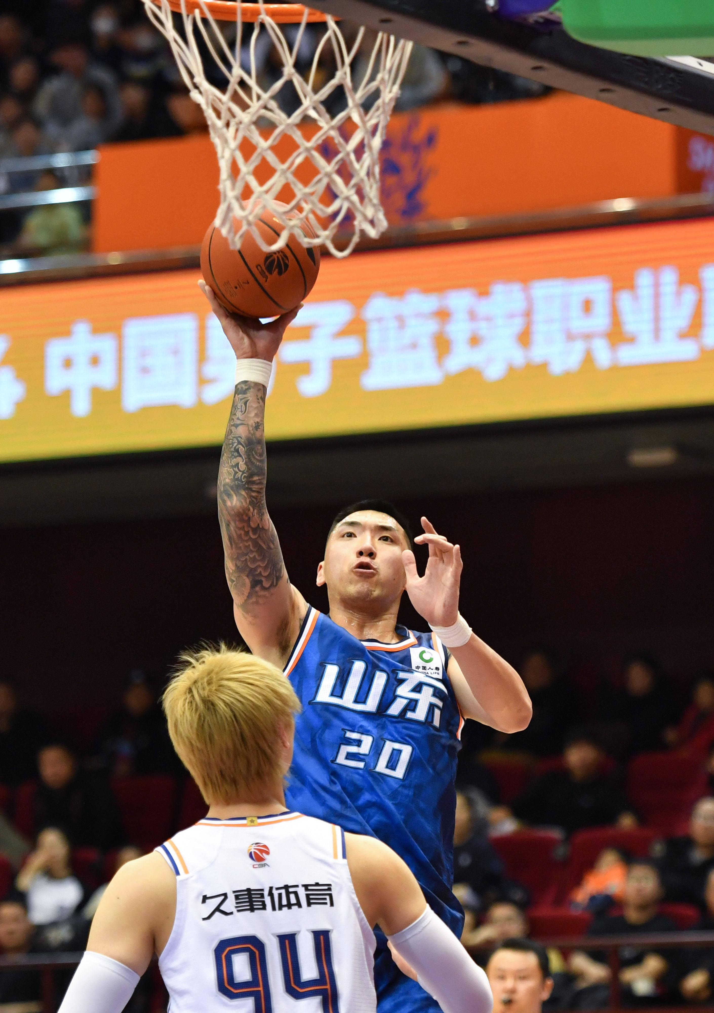 国际比赛日突围战来临，上海久事围绕CBA季后赛官宣签约，质疑声仍在，心理建设被强调的简单介绍